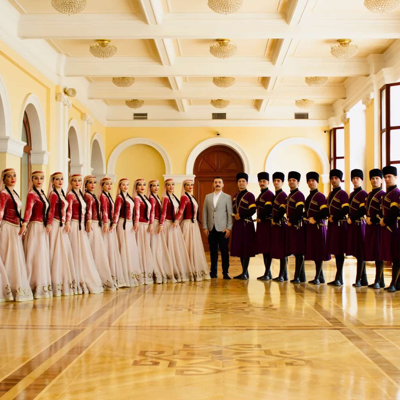 Nouveau_Azerbaijand State Dance Ensemble